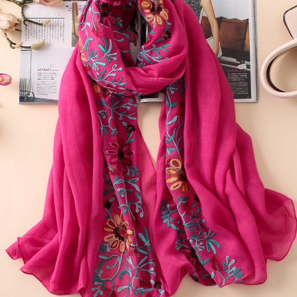 Soft embroidered scarf wrap shawls - Picture 3 of 16